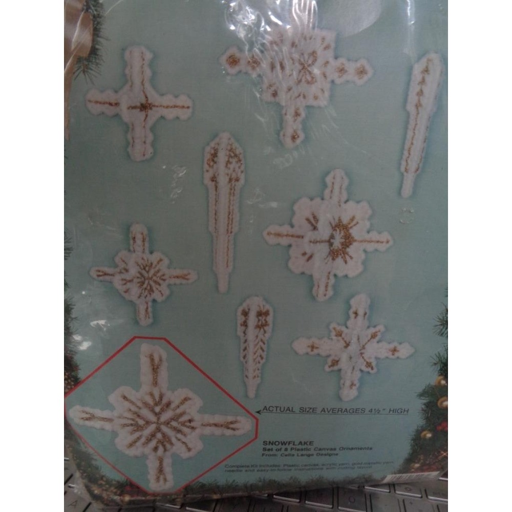 Bucilla Snowflake Set of 8 Plastic Canvas Ornaments 61147 Kit